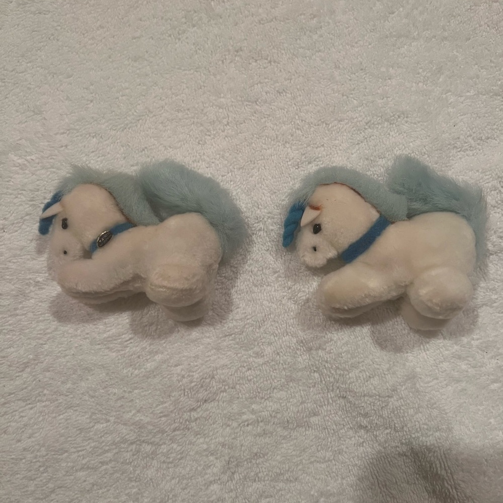 Vintage Plush Unicorn Pencil Topper Clip On Hugger Grabber White Blue